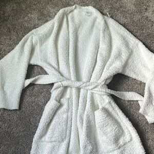Women’s robe